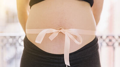 أشهر الحمل ومعلومات عن كل شهر .. نظرة شاملة على مراحل تلك الرحلة 
