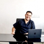 Dr Yassir HOUARI Médecin dentiste