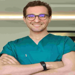Dr Oussama METHNANI Dentiste