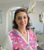 الدكتورة أميرة الحبوبي الصغير طبيب أسنان