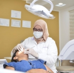 Dr Ichrak Hammami Dentiste