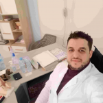 الدكتور محمد حكيم كرامشة أخصائي جراحة العظام و المفاصل