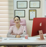 Dr Marwa Sakka besbes Dentist