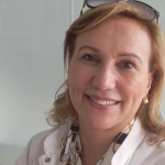 Dr AMEL AZAIEZ Ophthalmologist
